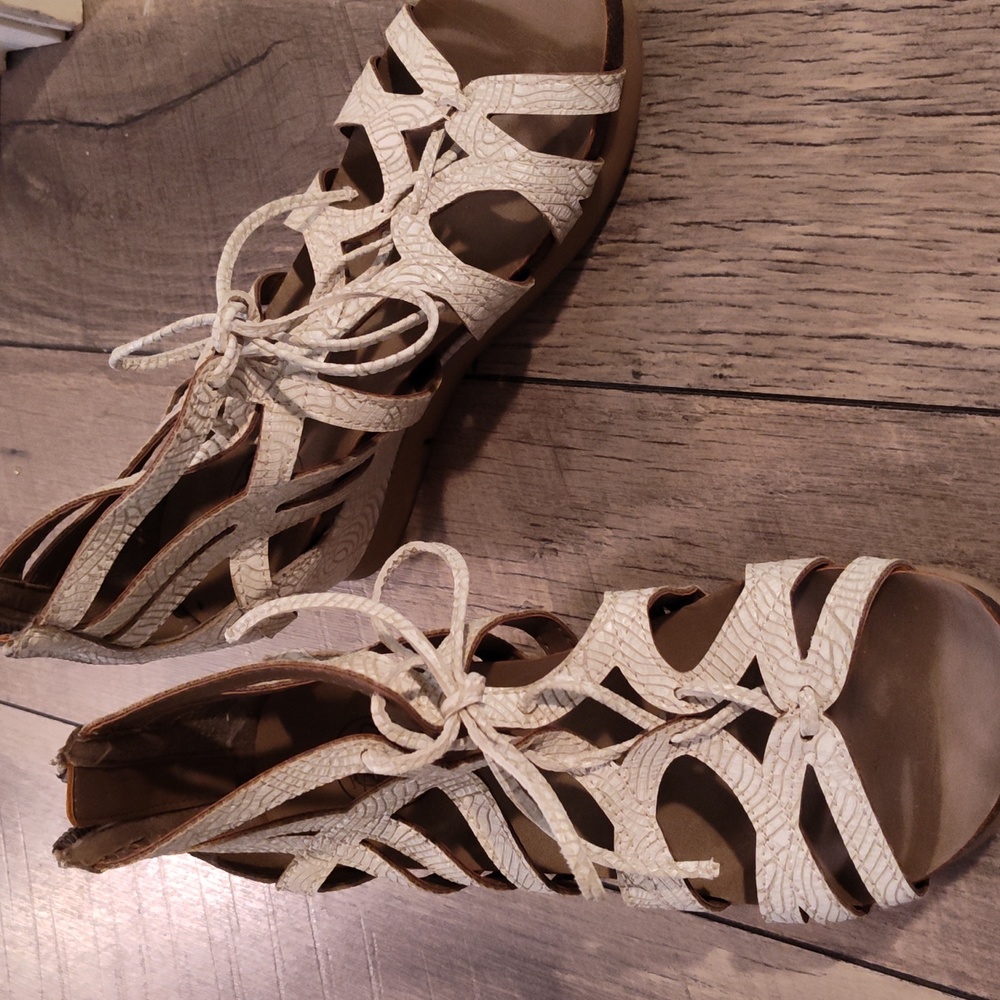 Strappy wedge sandals Hokus Pokus